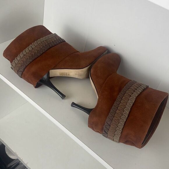 Tracy Reese Piper Brown Suede Ankle Boots 7.5 - Picture 10 of 13